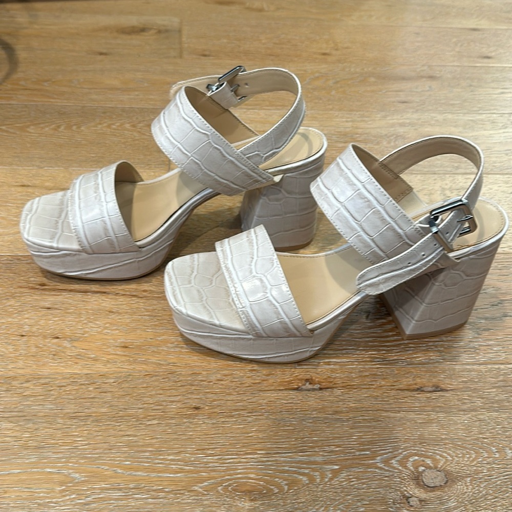 Never Worn Urban Outfitters Rachel Croc Strappy Platform Heel